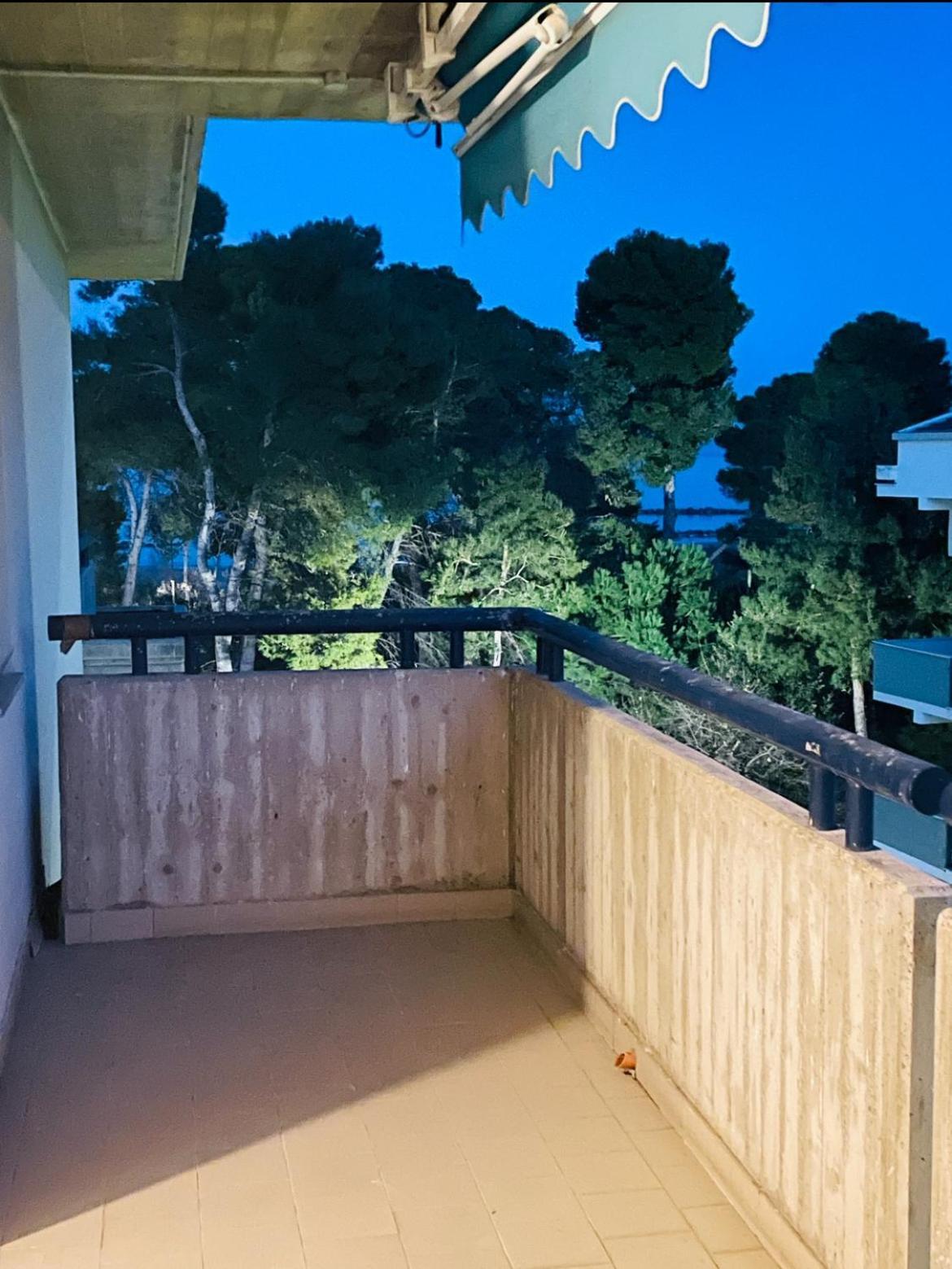 Ferienwohnung Attico Vista E Fronte Mare Zaffiroblu Con Posto Auto Montesilvano Marina Exterior foto