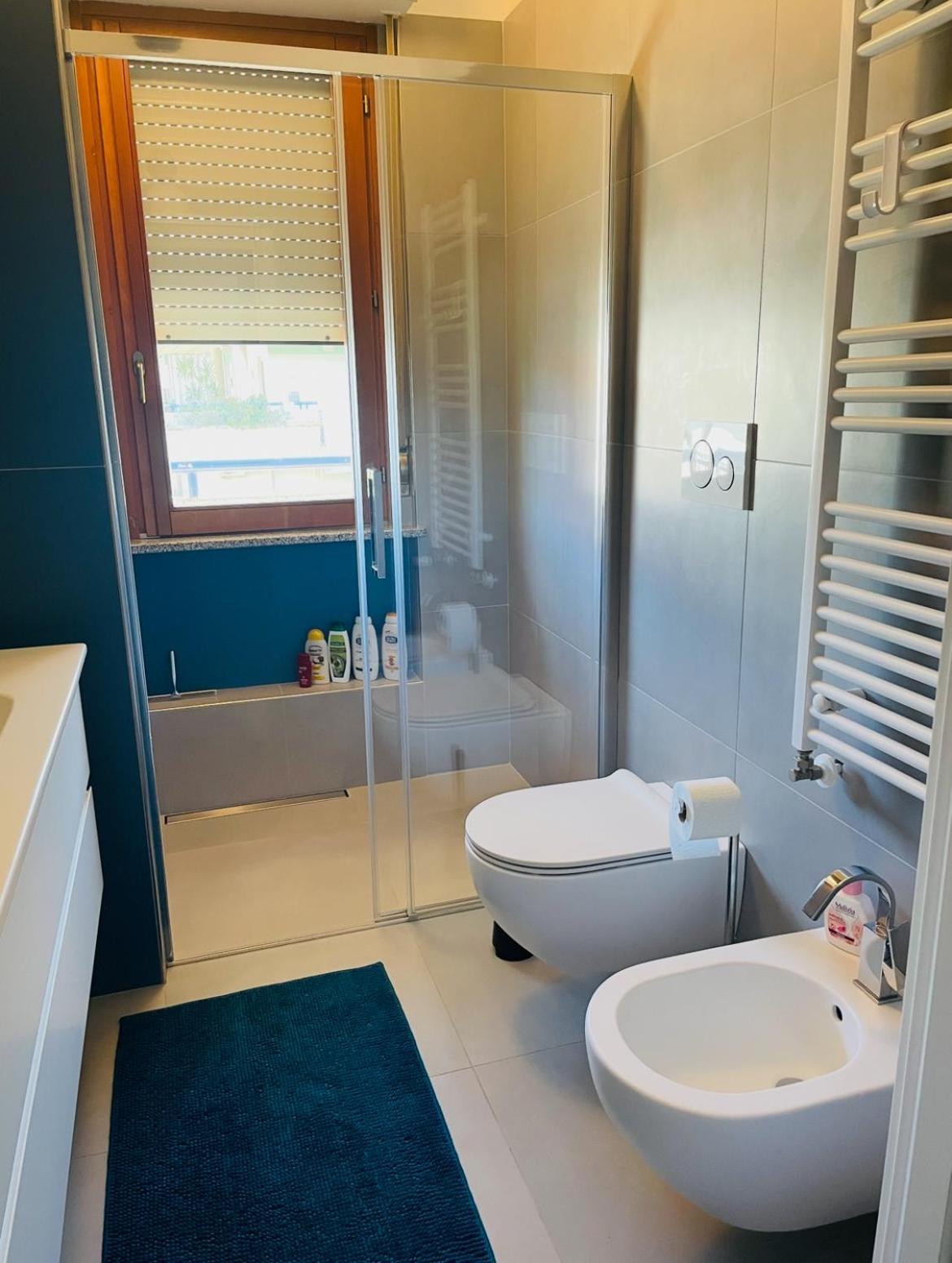 Ferienwohnung Attico Vista E Fronte Mare Zaffiroblu Con Posto Auto Montesilvano Marina Exterior foto